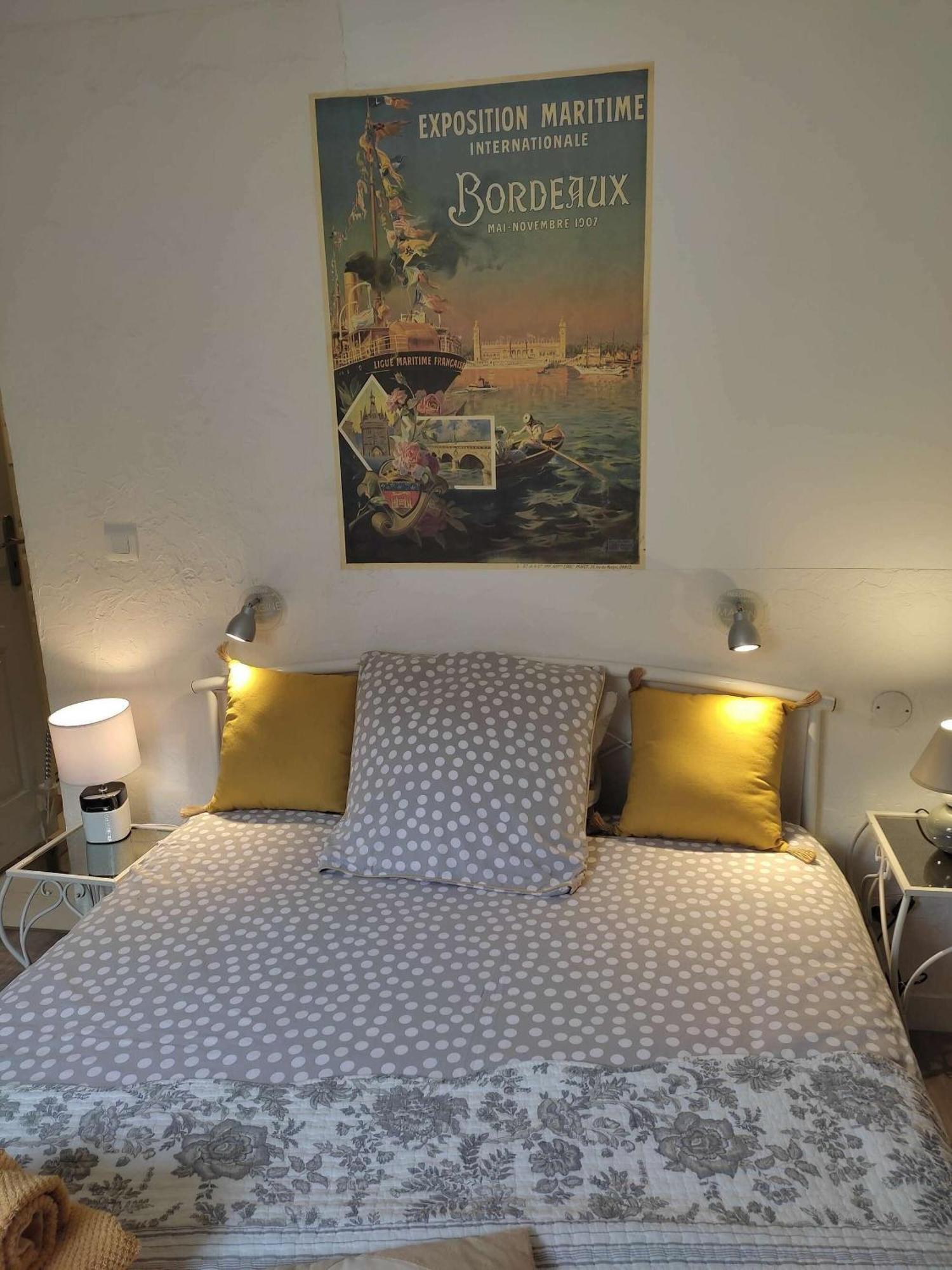 B&B Le Miroir Aux Fees Бордо Экстерьер фото